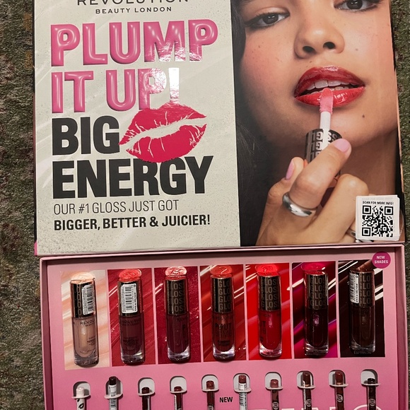Revolution Plump it up Kit - Picture 4 of 5